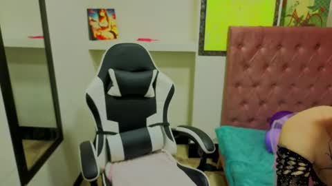 Lucia online show from 10.20.25