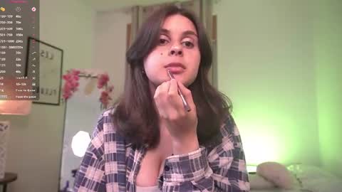 Snapshot of _luminika chatting on 06.21.26 Nika online show from 06.21.26