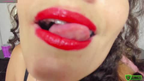  luna  sweet  online show from 01.08.25