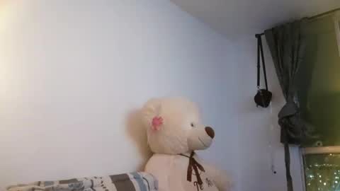 _lunaa__ online show from 01.06.25