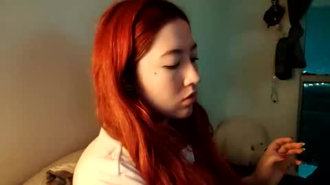 _lunaa__ online show from 02.10.25