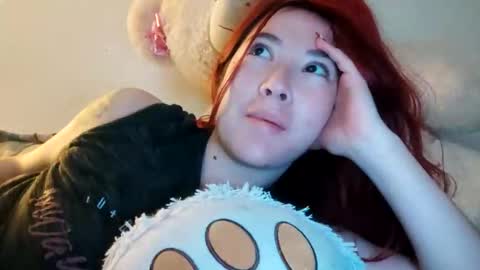 _lunaa__ online show from 02.12.25