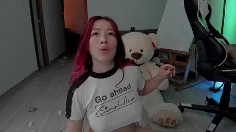 _lunaa__ online show from 02.13.25