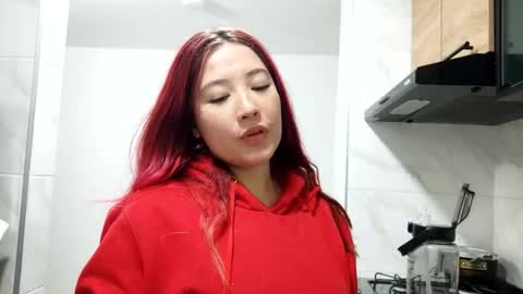 _lunaa__ online show from 02.20.25