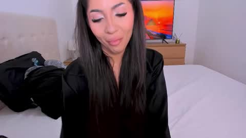 Lynna online show from 03.29.26