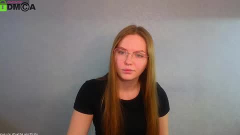 Welcome guys  Pleasure to see you all here  My name is Lysafeta and MichaelaTip menu is active Private is open  online show from 02.01.25