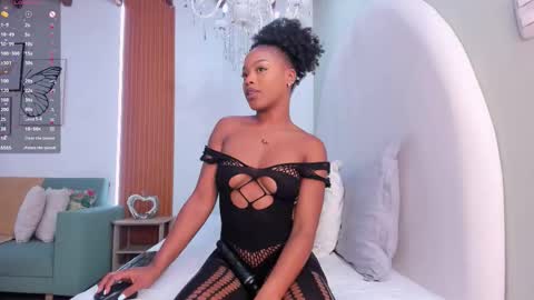 Madison Cooper online show from 11.05.25