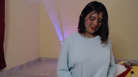 Maia online show from 12.21.24
