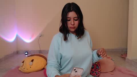 Maia online show from 01.22.25