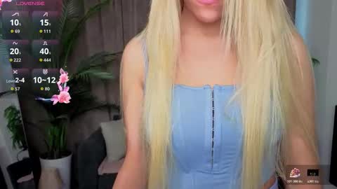 Snapshot of _maneki_neko_ chatting on 02.14.26 Emma online show from 02.14.26