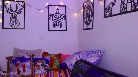 Snapshot of _marcela_wi chatting on 12.03.24 Marce online show from 12.03.24