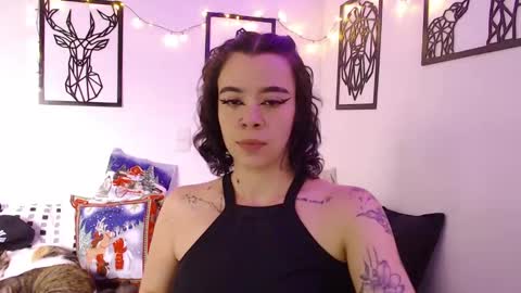 Snapshot of _marcela_wi chatting on 01.02.25 Marce online show from 01.02.25