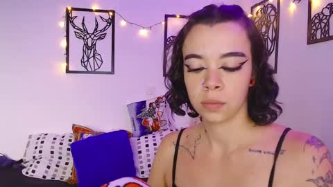 Snapshot of _marcela_wi chatting on 01.03.25 Marce online show from 01.03.25