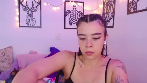 Snapshot of _marcela_wi chatting on 02.05.25 Marce online show from 02.05.25