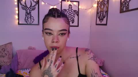 Snapshot of _marcela_wi chatting on 02.06.25 Marce online show from 02.06.25