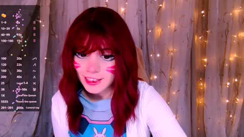 Snapshot of _marcelline_ chatting on 10.14.25 Kira online show from 10.14.25