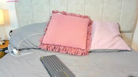 Snapshot of _maria_foxx_ chatting on 02.25.26 Maria online show from 02.25.26