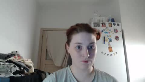 Snapshot of _medaed_ chatting on 11.16.25 medaed online show from 11.16.25