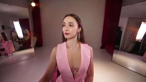 Snapshot of _meganmeow_ chatting on 06.12.26 Saturday - start 2030-2130 GMT online show from 06.12.26