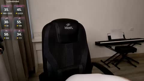 _meow_neko_ online show from 02.17.26