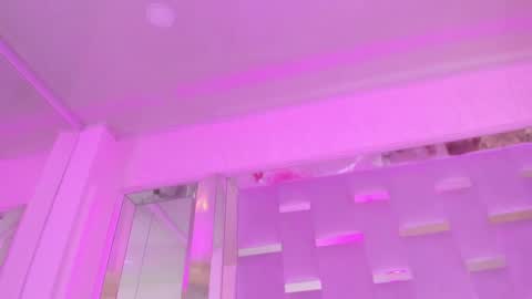 MIA online show from 01.08.25