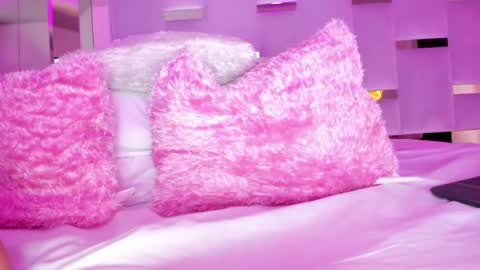 MIA online show from 01.24.25