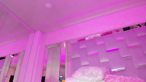 MIA online show from 02.03.25