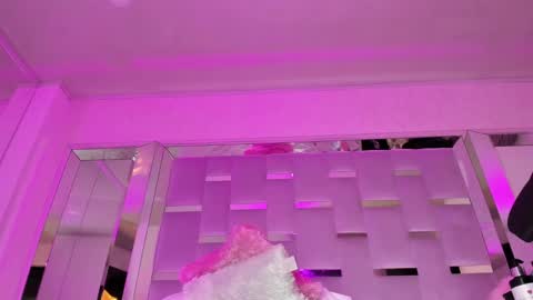 MIA online show from 03.05.25