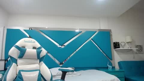  Mia  online show from 02.26.25