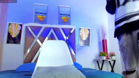 miguel tomorrow from 200 pm Colombia to 1000 pm online show from 11.30.25