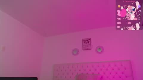 Snapshot of _miia_sweet chatting on 09.11.25 Paula online show from 09.11.25