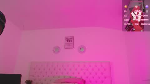 Snapshot of _miia_sweet chatting on 09.24.25 Paula online show from 09.24.25