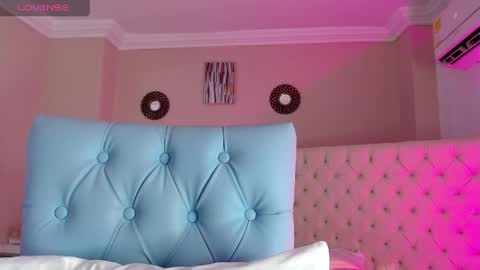 Paula online show from 04.19.26