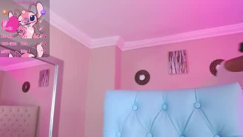 Paula online show from 04.21.26