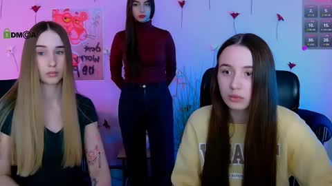 Snapshot of _mila_fire chatting on 04.28.26 your Mila online show from 04.28.26