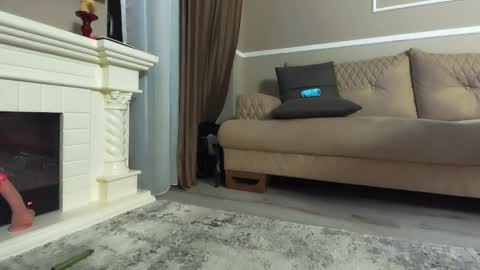 AstrideVonTeese online show from 01.11.25