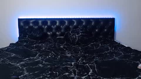 mikey and mia online show from 11.05.25