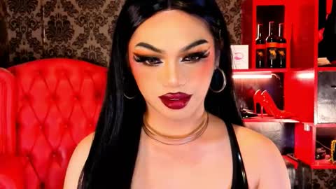 Raven Strauss online show from 09.19.25