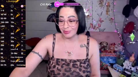 Snapshot of _miranda_spark chatting on 12.11.24 Miranda online show from 12.11.24