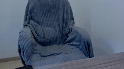 Snapshot of _miss_coco_ chatting on 10.16.25 _miss_coco_ online show from 10.16.25