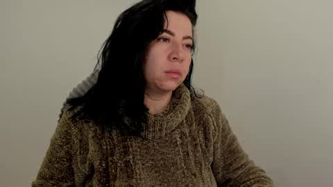 Snapshot of _miss_coco_ chatting on 10.18.25 _miss_coco_ online show from 10.18.25