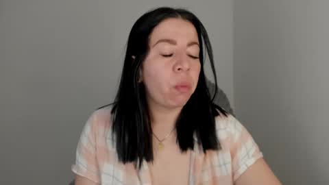 Snapshot of _miss_coco_ chatting on 11.03.25 _miss_coco_ online show from 11.03.25