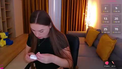 Snapshot of _miss_mia chatting on 07.23.26 Mia online show from 07.23.26