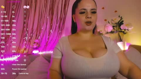 Snapshot of _miss_mila_ chatting on 05.25.26 Mila online show from 05.25.26