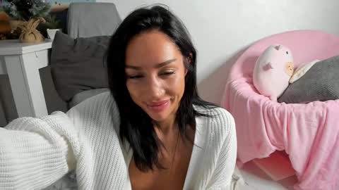 alienmito online show from 01.10.25