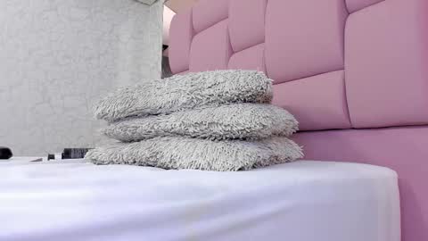 Snapshot of _molly_rosse_ chatting on 02.12.25 _molly_rosse_ online show from 02.12.25