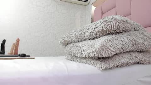 Snapshot of _molly_rosse_ chatting on 03.08.25 _molly_rosse_ online show from 03.08.25