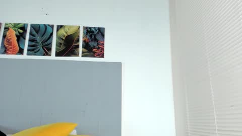 Snapshot of _molly_rosse_ chatting on 10.03.25 _molly_rosse_ online show from 10.03.25