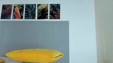 Snapshot of _molly_rosse_ chatting on 10.06.25 _molly_rosse_ online show from 10.06.25