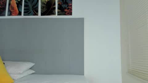 Snapshot of _molly_rosse_ chatting on 10.08.25 _molly_rosse_ online show from 10.08.25